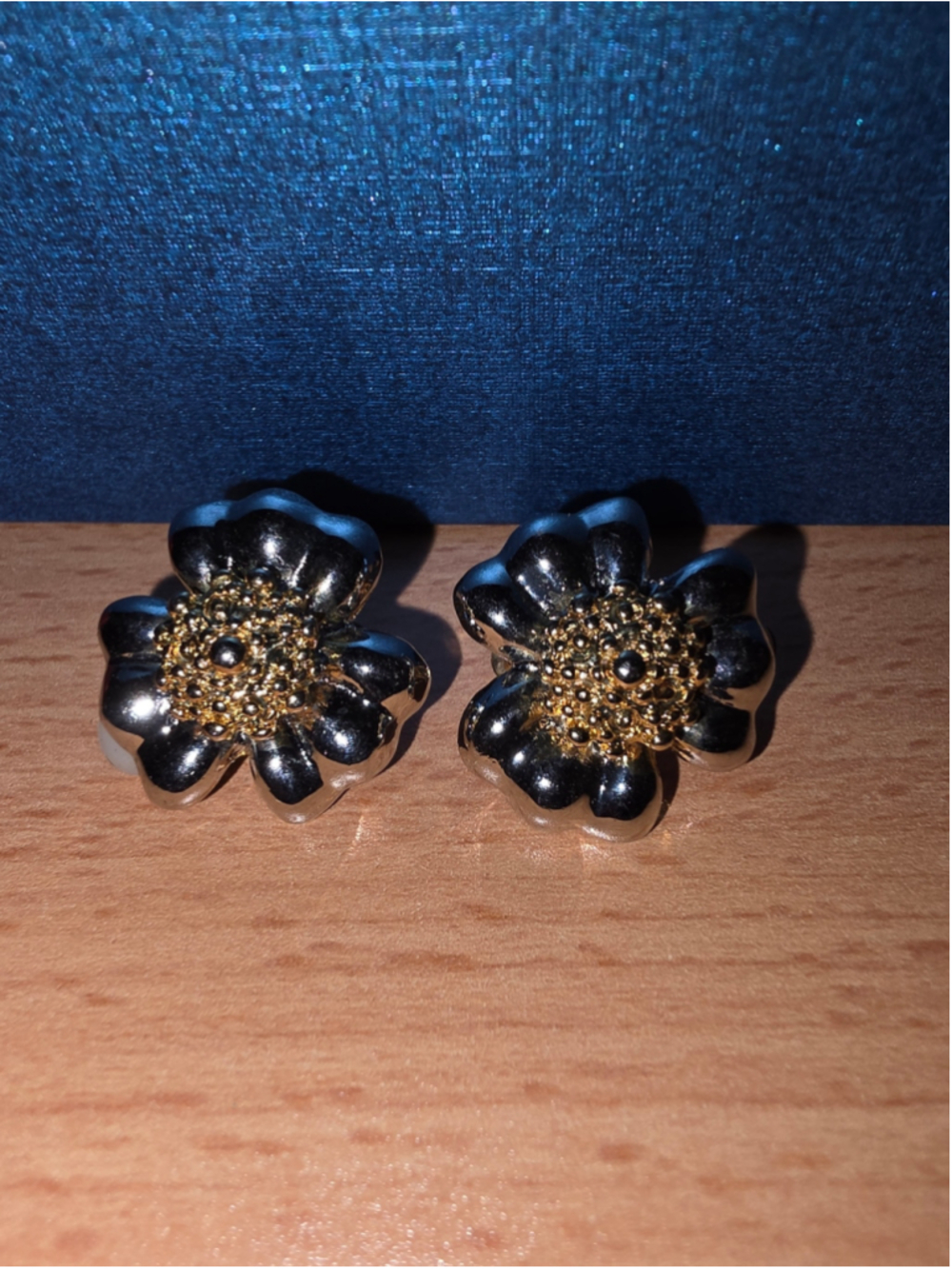 Vintage Two Tone Flower Clip On Earrings Silver Gold Tone Statement Floral
